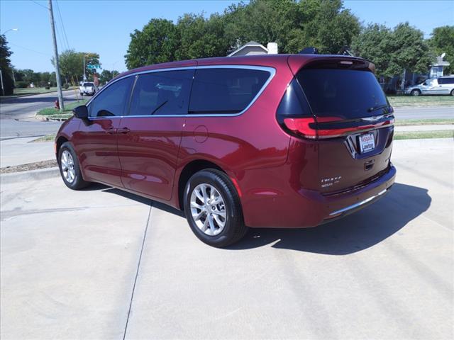 used 2023 Chrysler Pacifica car, priced at $36,959