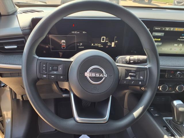new 2025 Nissan Kicks car, priced at $25,595