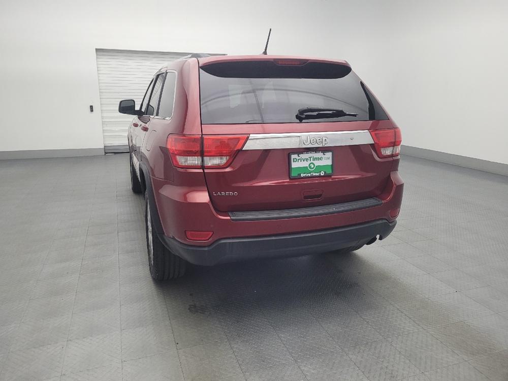 used 2013 Jeep Grand Cherokee car, priced at $11,495