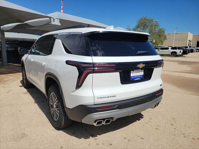 new 2025 Chevrolet Traverse car, priced at $48,004