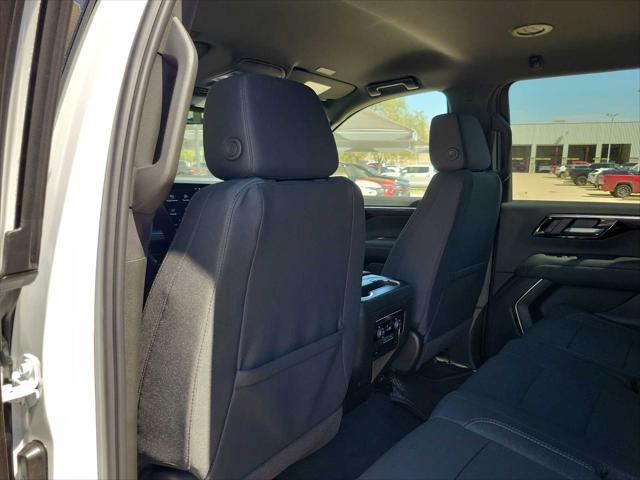 new 2025 Chevrolet Suburban car, priced at $65,760