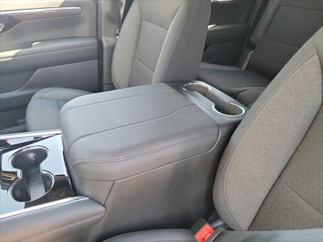 new 2025 Chevrolet Suburban car, priced at $65,760