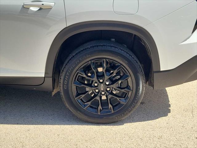used 2024 Chevrolet Traverse car, priced at $39,987