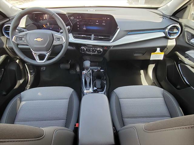 new 2025 Chevrolet Trax car, priced at $24,985