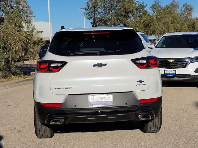 new 2025 Chevrolet TrailBlazer car, priced at $32,320