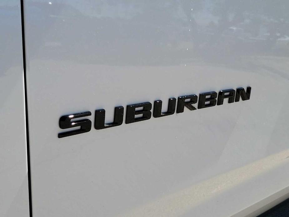 new 2024 Chevrolet Suburban car, priced at $79,220