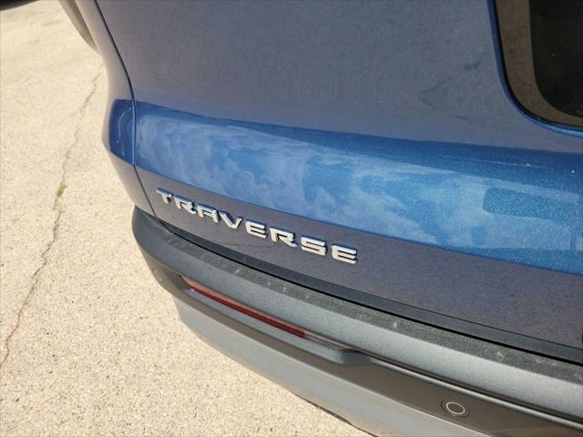 new 2025 Chevrolet Traverse car, priced at $48,004
