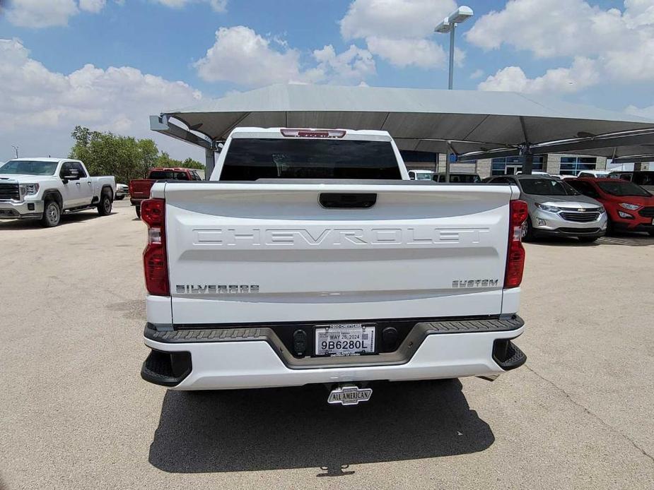 new 2024 Chevrolet Silverado 1500 car, priced at $46,685