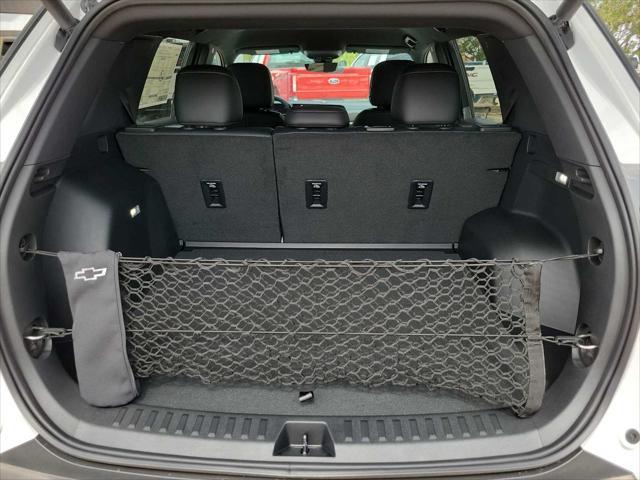 new 2026 Chevrolet Equinox car, priced at $33,085