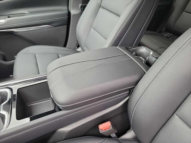 new 2025 Chevrolet Traverse car, priced at $48,004