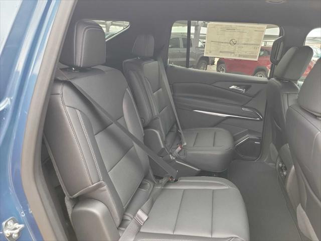 new 2025 Chevrolet Traverse car, priced at $48,004
