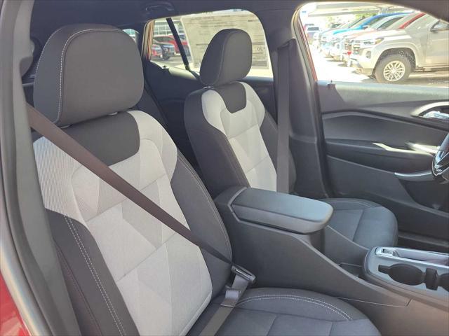 new 2025 Chevrolet Trax car, priced at $24,290