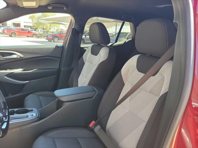 new 2025 Chevrolet Trax car, priced at $24,290