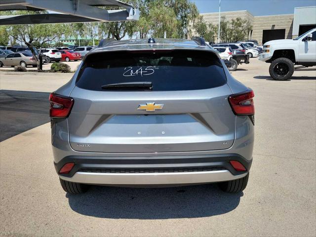 new 2025 Chevrolet Trax car, priced at $24,985