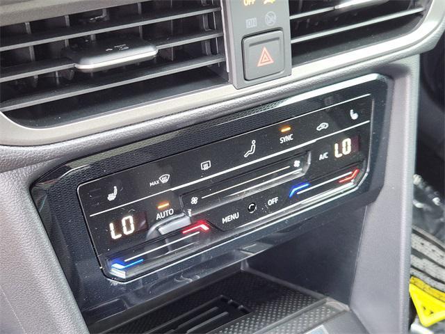 new 2025 Volkswagen Taos car, priced at $31,100