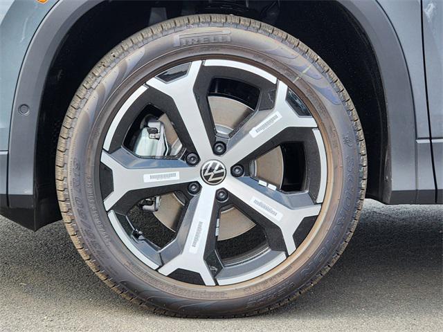 new 2025 Volkswagen Tiguan car, priced at $33,591