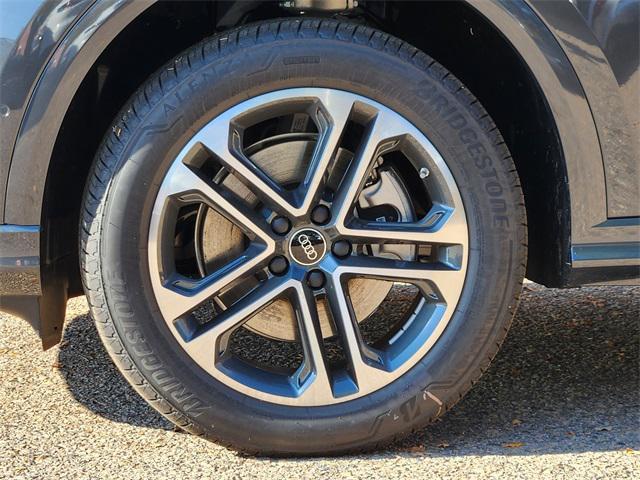 new 2025 Audi Q5 car, priced at $57,590