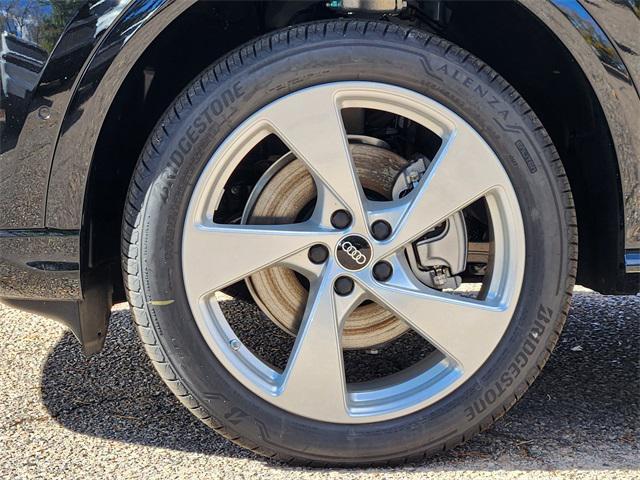 new 2025 Audi Q5 car, priced at $59,440