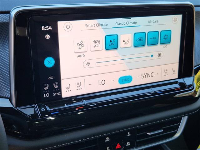 new 2026 Volkswagen Atlas Cross Sport car, priced at $48,866