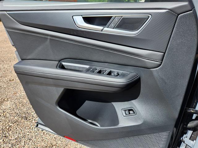 new 2026 Volkswagen Atlas Cross Sport car, priced at $48,866