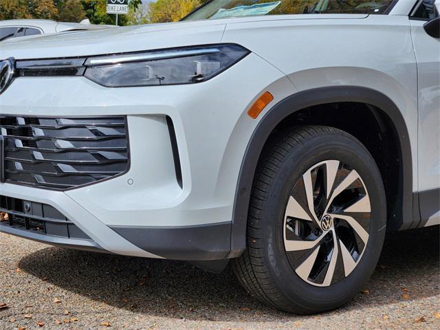 new 2025 Volkswagen Tiguan car, priced at $31,088