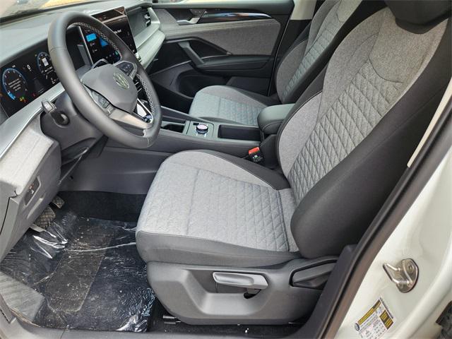 new 2025 Volkswagen Tiguan car, priced at $31,088