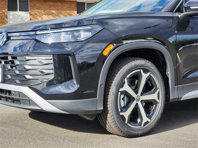 new 2025 Volkswagen Tiguan car, priced at $33,958