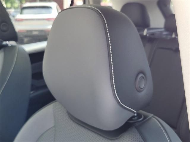 new 2025 Volkswagen Tiguan car, priced at $34,826