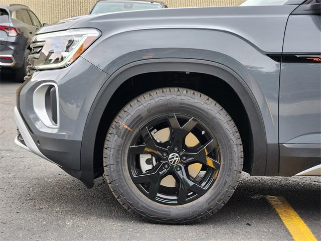 new 2026 Volkswagen Atlas car, priced at $48,158