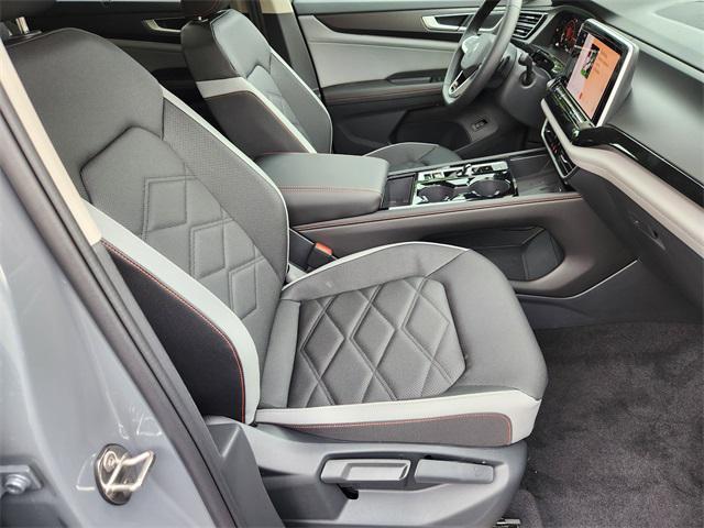 new 2026 Volkswagen Atlas car, priced at $50,308