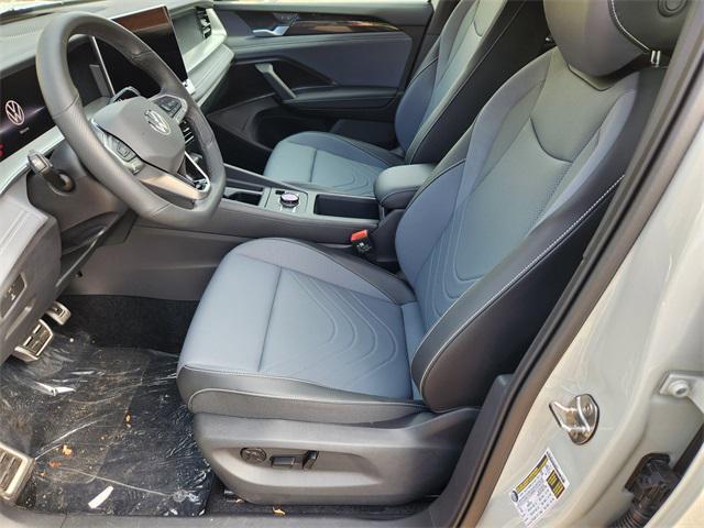 new 2025 Volkswagen Tiguan car, priced at $37,137