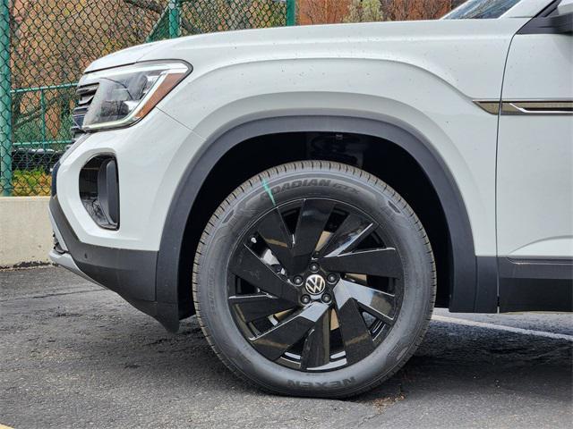 new 2025 Volkswagen Atlas Cross Sport car, priced at $43,279
