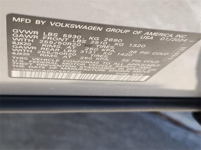 new 2024 Volkswagen Atlas car, priced at $48,088