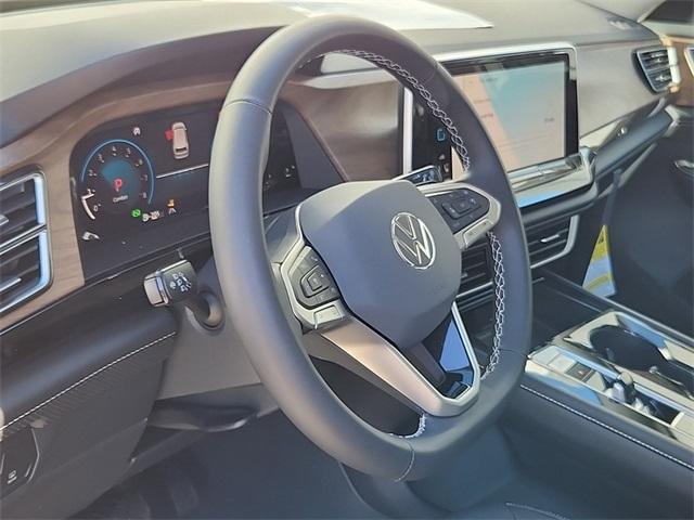 new 2024 Volkswagen Atlas car, priced at $48,088