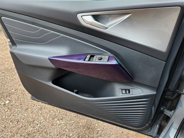 new 2025 Volkswagen ID.4 car, priced at $48,378