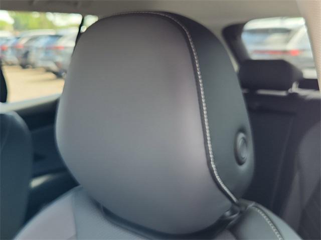 new 2025 Volkswagen Tiguan car, priced at $34,128