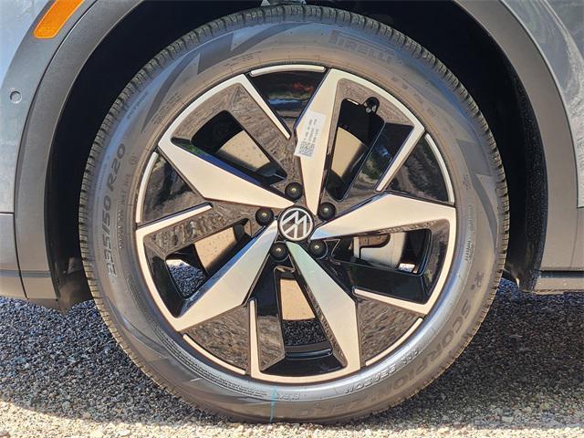 new 2025 Volkswagen ID.4 car, priced at $45,232