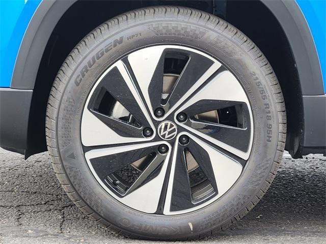 new 2025 Volkswagen Taos car, priced at $30,481