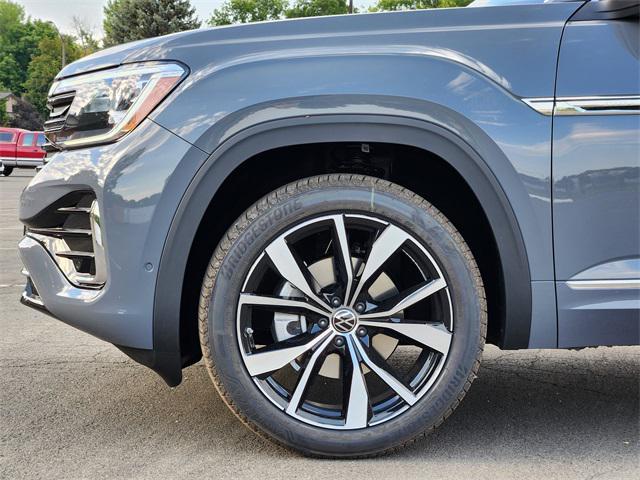 new 2026 Volkswagen Atlas Cross Sport car, priced at $54,383