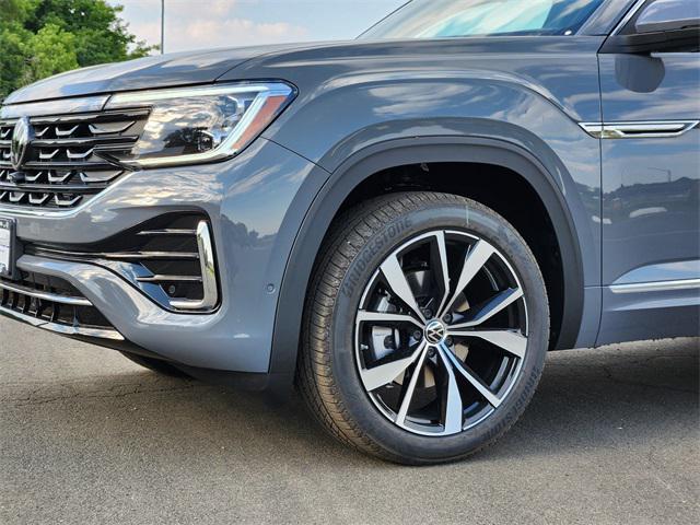 new 2026 Volkswagen Atlas Cross Sport car, priced at $54,383