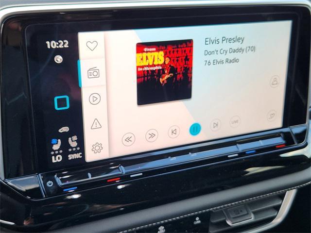 new 2026 Volkswagen Atlas Cross Sport car, priced at $54,383