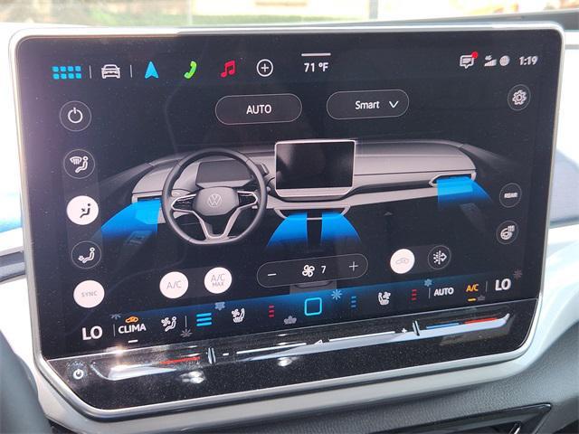new 2025 Volkswagen ID.4 car, priced at $48,065