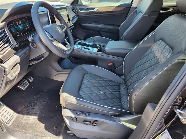 new 2025 Volkswagen Atlas car, priced at $51,412