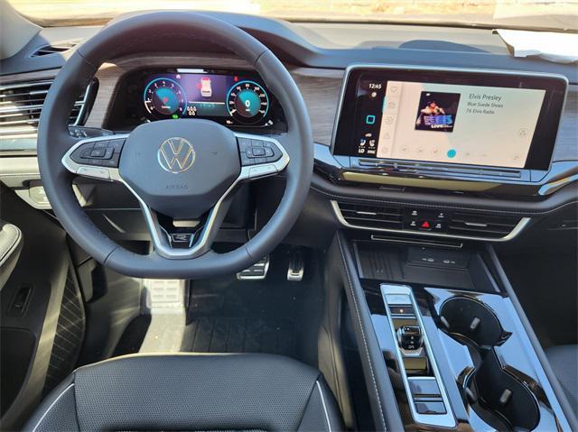 new 2025 Volkswagen Atlas car, priced at $51,611