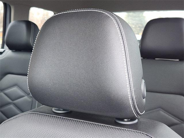 new 2025 Volkswagen Atlas car, priced at $40,941