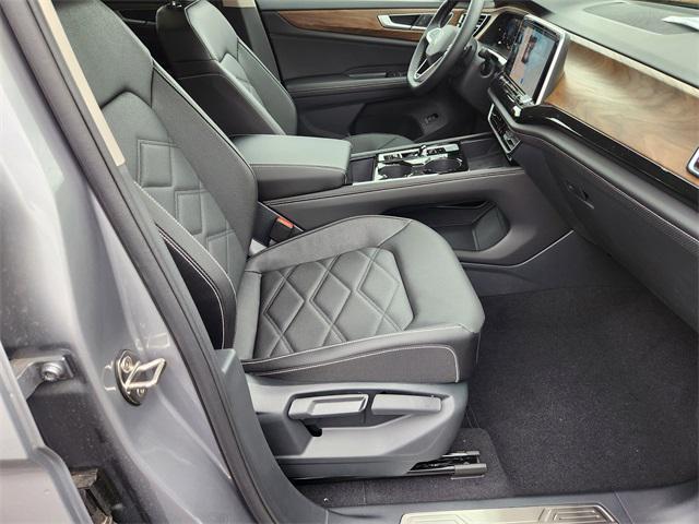 new 2025 Volkswagen Atlas car, priced at $40,941