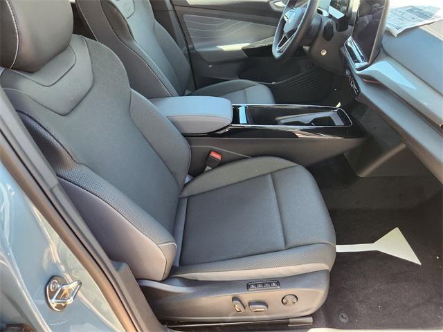 new 2025 Volkswagen ID.4 car, priced at $49,532