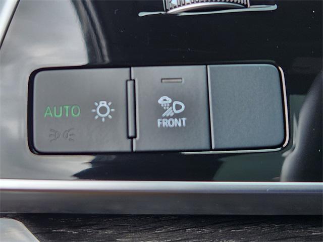 used 2025 Audi Q7 car, priced at $55,878