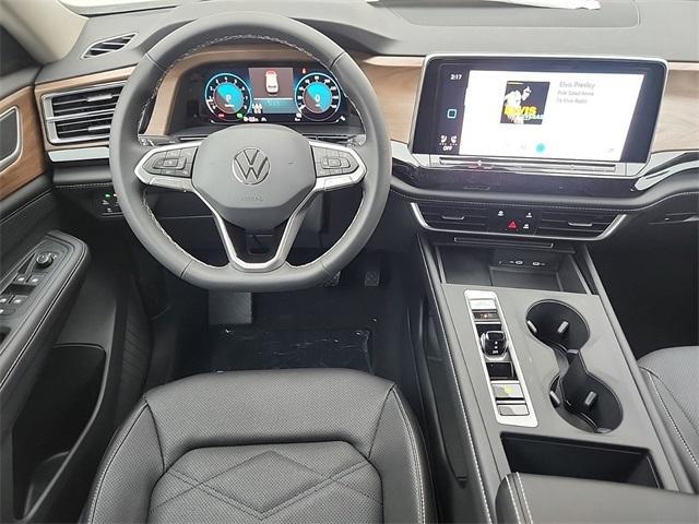 new 2024 Volkswagen Atlas car, priced at $41,683