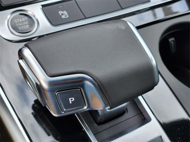 new 2025 Audi Q7 car, priced at $63,420